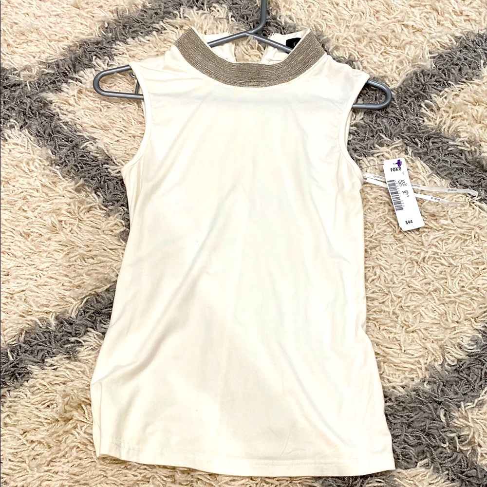 Gracia Cream Fitted Sleeveless Tank Top